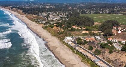 La Selva Beach Retreat Near Manresa Beach