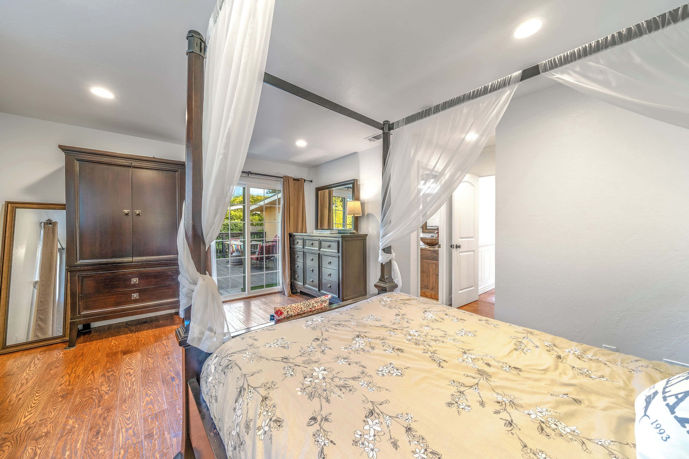 3 dormitorios, tabla de planchar con plancha, cuna de viaje y wifi