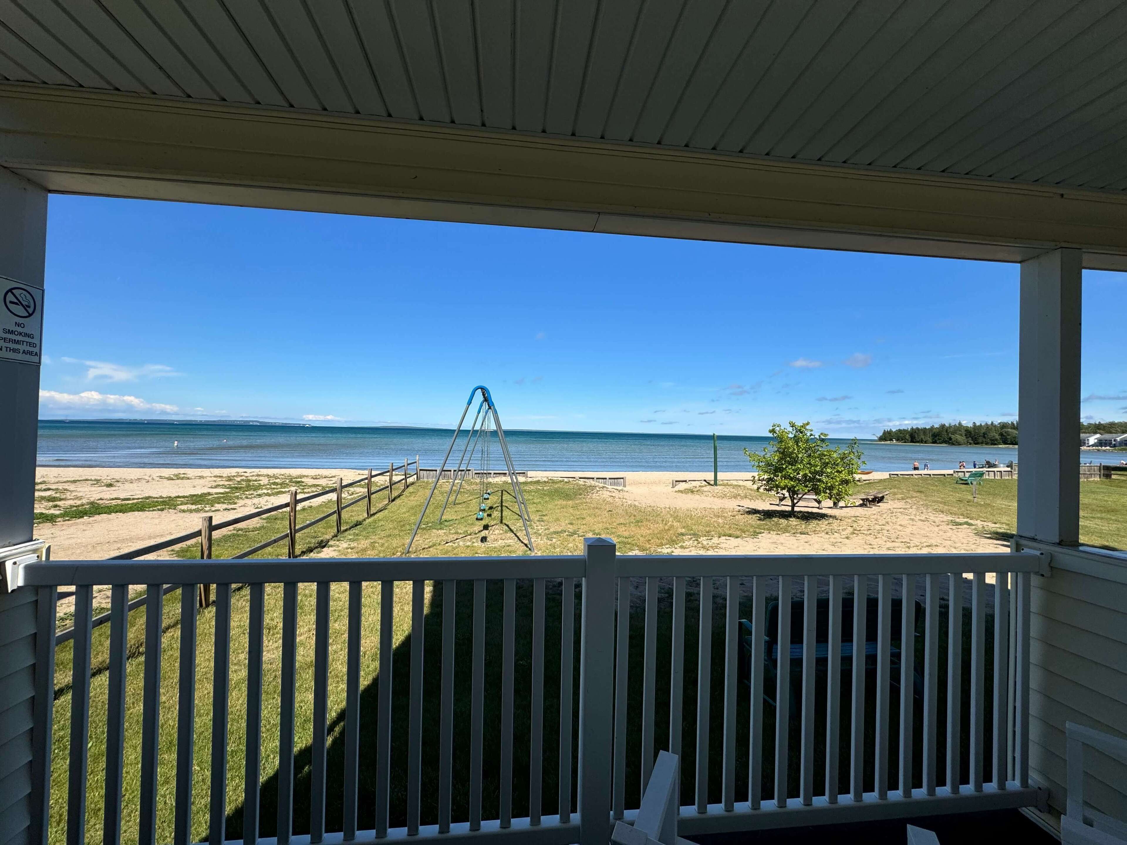 Room, 2 Queen Beds, Lake View, Ground Floor | Lake view