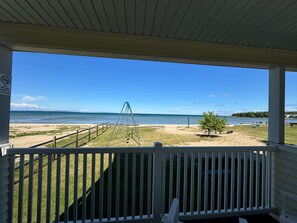 Lake view - Beachcomber of Mackinaw (Mackinaw City)