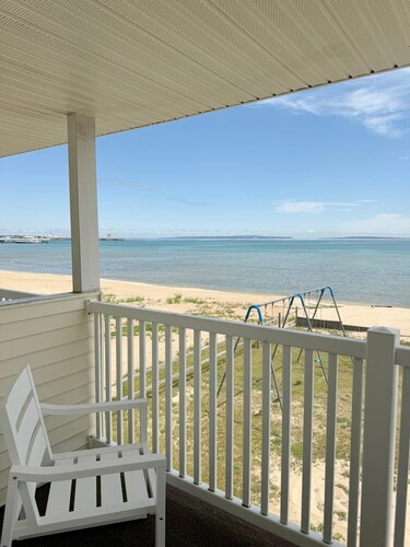 Beachcomber of Mackinaw