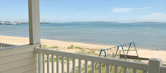 Beachcomber of Mackinaw