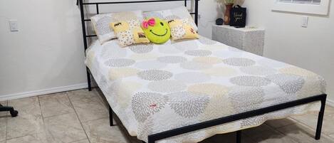 Desk, free WiFi, bed sheets