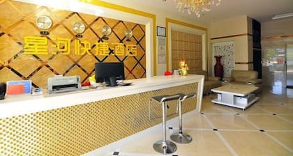 Luoping Star River Express Hotel