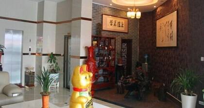 Luoping Star River Express Hotel