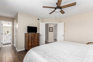 3 chambres, bureau, fer et planche à repasser, Wi-Fi gratuit