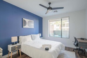 1 室のベッドルーム、アイロン / アイロン台、WiFi、ベッドシーツ