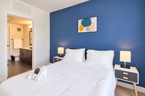 Room - DT Tempe 1BD with  Pool Gym Parking WD (Tempe)