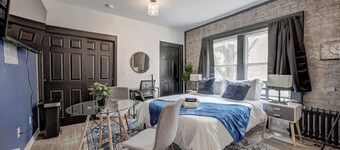 Stylish Studio Near Beach & Bars, Downtown Milwaukee