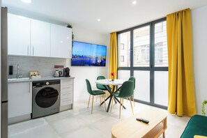 City view - LEMON APARTMENT & HOTELS (Madrid)