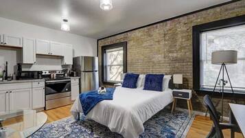 Strygejern/strygebræt, Wi-Fi, sengetøj