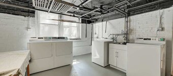 Downtown Milwaukee Studio | Steps to Shore & Shops