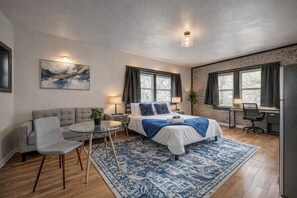 Strykejern/-brett, wi-fi og sengetøy