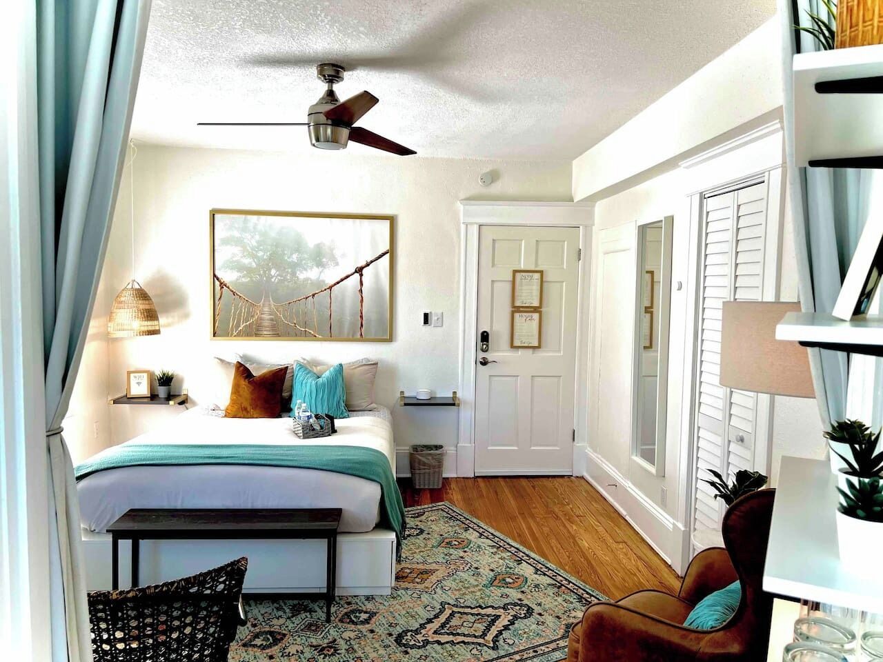 1 camera, una scrivania, ferro/asse da stiro, Wi-Fi