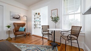 Interior - Bright Airy Luxurious Abode in Walkable Riverside (Jacksonville)