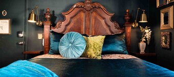 Enchanted Forest: a Magical Luxury Studio