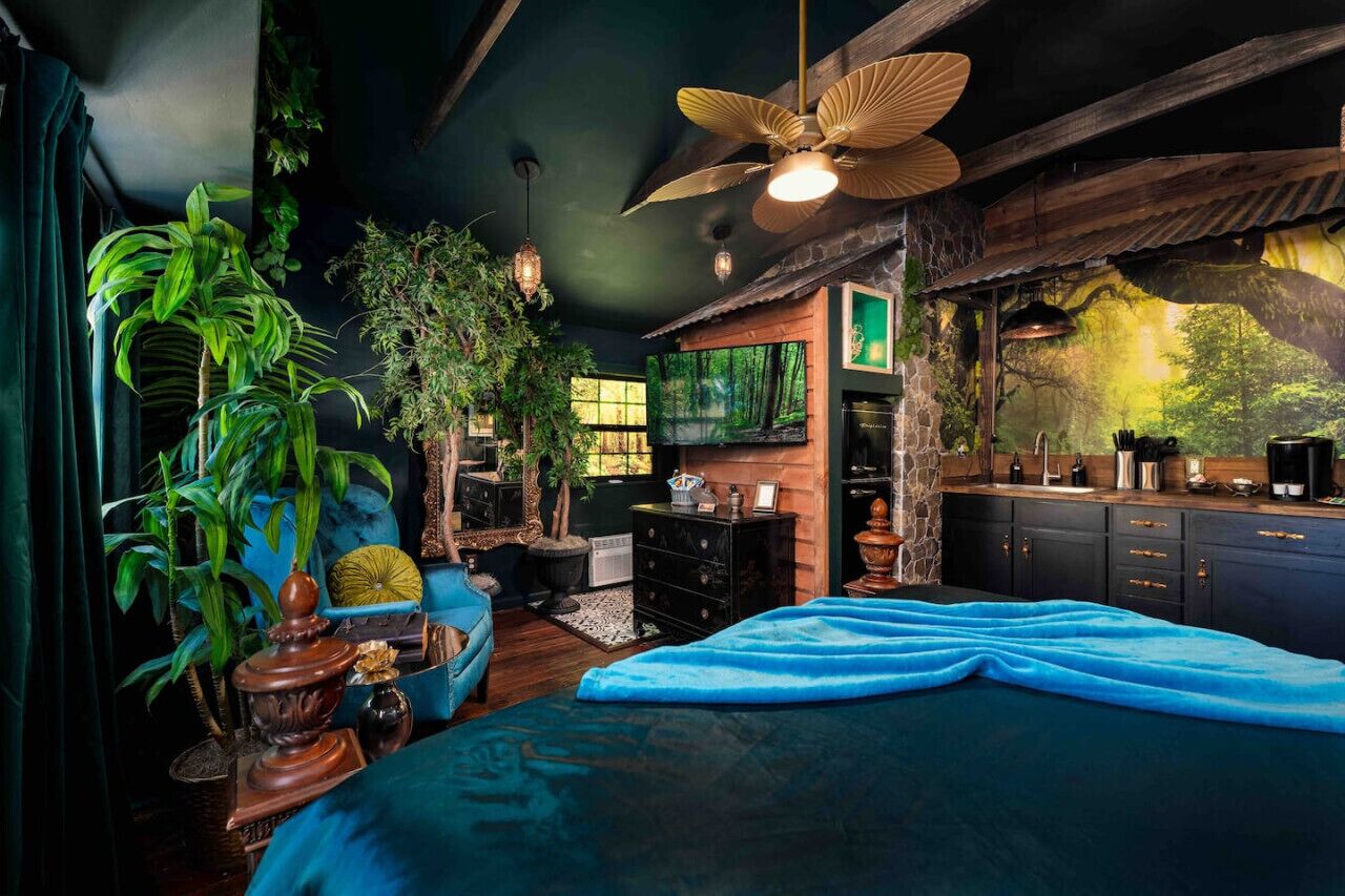 1 chambre, bureau, fer et planche à repasser, Wi-Fi gratuit