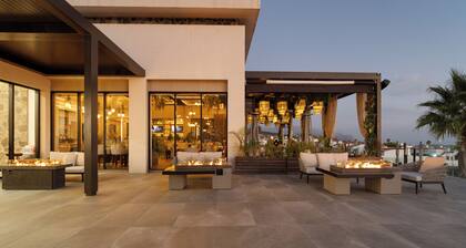 Villa Sunset, 2 bedroms, 2 bathrooms, swimming pool, jacuzzi