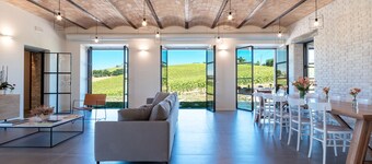 La Buona Maniera, Marche