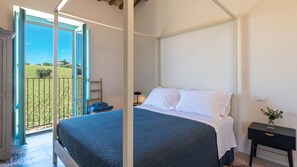 5 bedrooms, iron/ironing board, WiFi, bed sheets - La Buona Maniera, Marche (Monteprandone)
