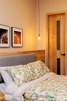 In-room safe, free WiFi