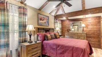 4 bedrooms, iron/ironing board, travel cot, free WiFi