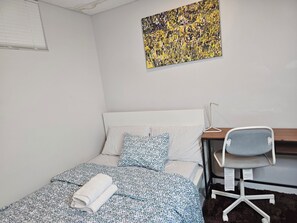 2 bedrooms, WiFi, bed sheets