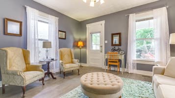 Télévision, chaîne hi-fi, espaces bureaux