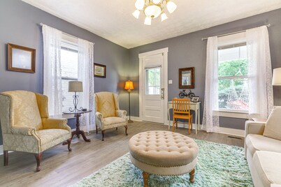 Dog-Friendly Dayton Home: 1 Mi to Downtown!