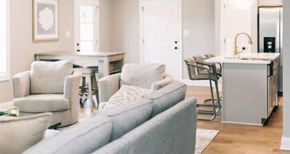 Cozy, Clean Home for Family or Friends