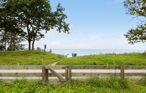 Property grounds - 3 bedroom stunning home in Gilleleje (Gilleleje)