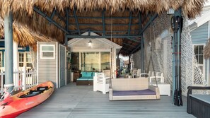 Property grounds - Oceanfront Paradise w/ Amazing View! Kayaks & BBQ (Key Largo)