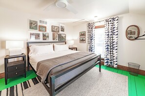 3 bedrooms, iron/ironing board, WiFi, bed sheets - Irish Spring in Three Oaks (Three Oaks)