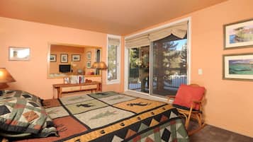 3 عدّة غرف نوم ومكواة/لوح كي وسرير سفر وواي فاي مجانًا