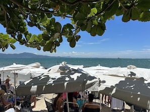 Beach/ocean view - Jurerê Beach Village é Destino Floripa (Florianópolis)