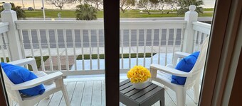 Oceanfront Comfort Unit#1