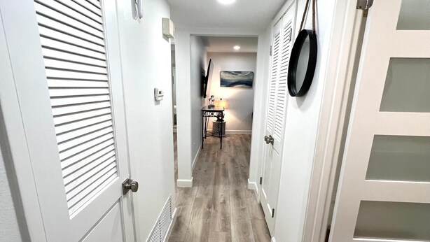 Interior - Oceanfront Comfort Unit#1 (Corpus Christi)