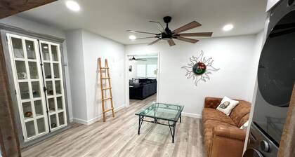 Oceanfront Comfort Unit#1