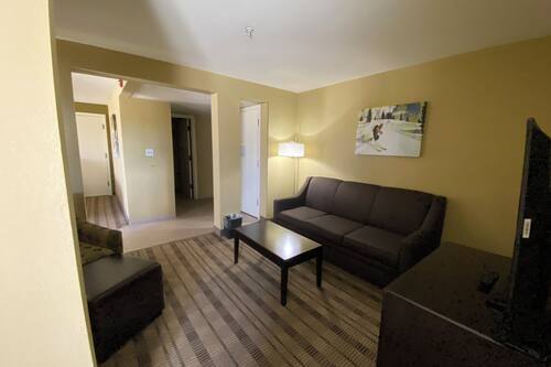 Suite, 2 habitaciones, para no fumadores | Área de sala de estar