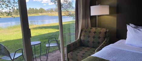 Standard Room, 2 Queen Beds, Non Smoking, Lake View | Lake view
