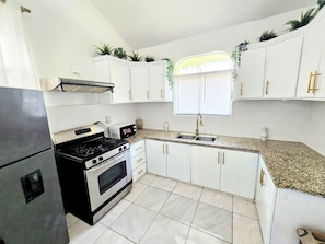 Fridge, microwave