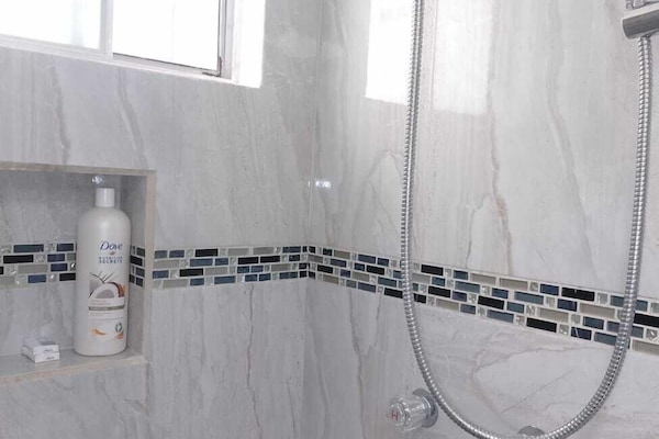 Family Duplex | Bathroom