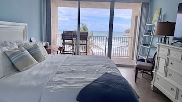 Condo de lujo, balcón, vista al océano | 1 habitación, ropa de cama de alta calidad y camas con pillow-top