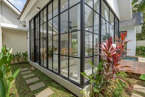 Basic Villa | Property grounds - Villa Sophian (Ubud)