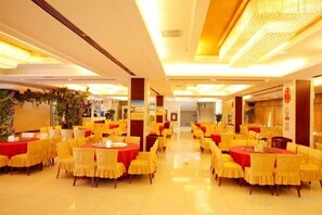 Unclassified image, 4 of 41, button - Dushanzi Hotel (Karamay)