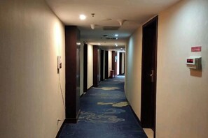Unclassified image, 3 of 41, button - Dushanzi Hotel (Karamay)
