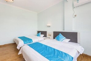 Room - The story of Danxia Inn (Renhua)