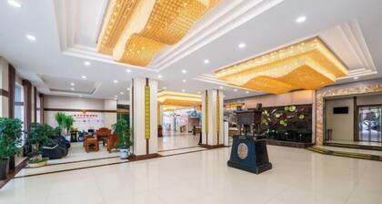 Sunshine Holiday Hotel