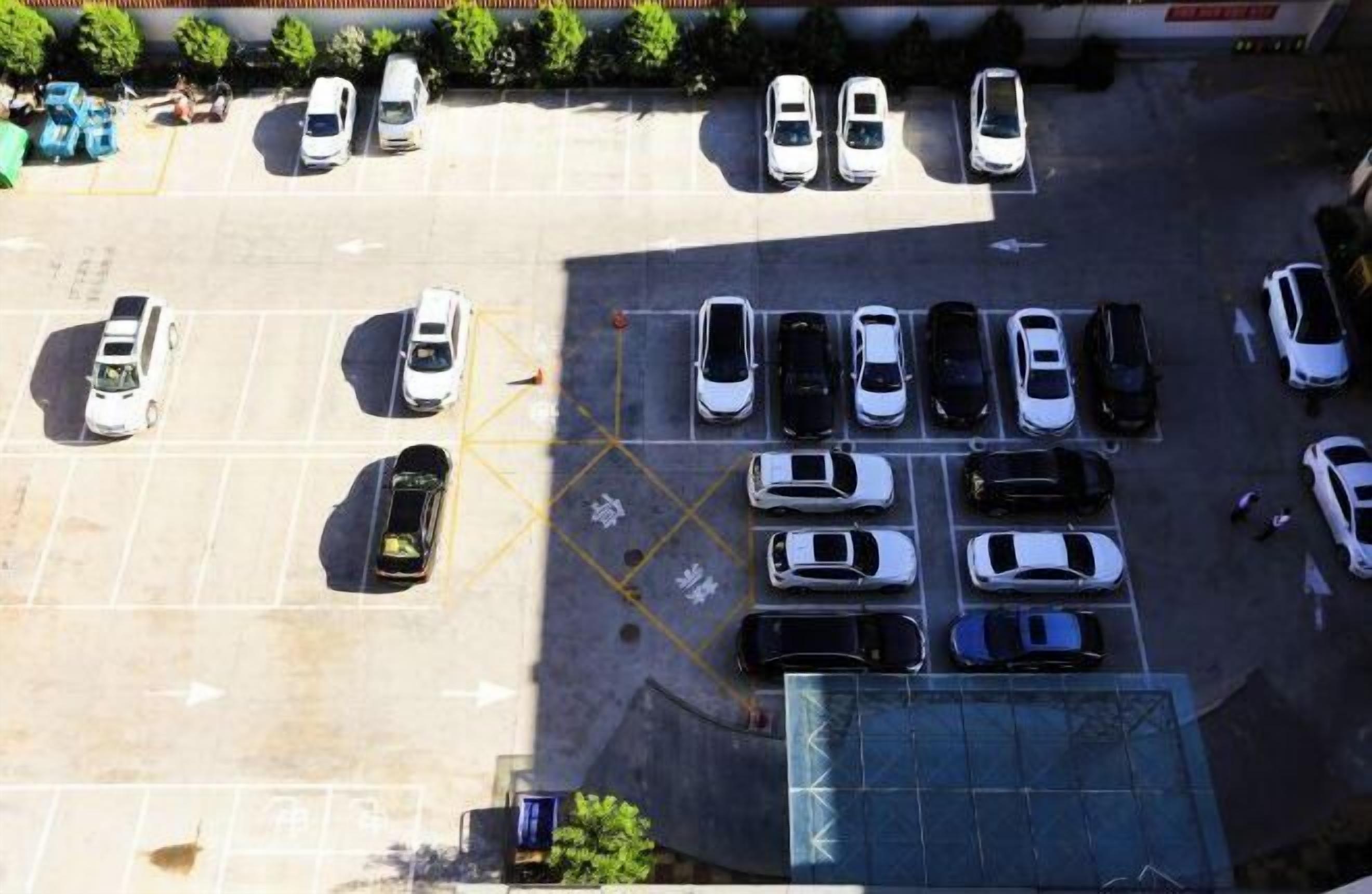 Free self parking