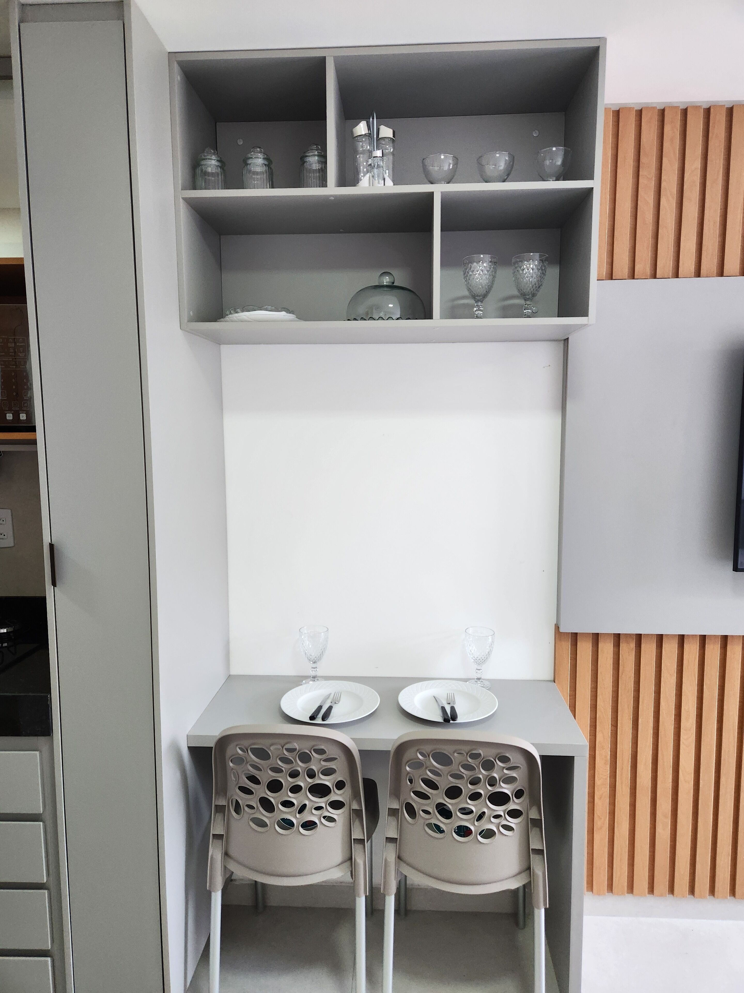 家庭开间, 城市景观, 池畔 | 起居区